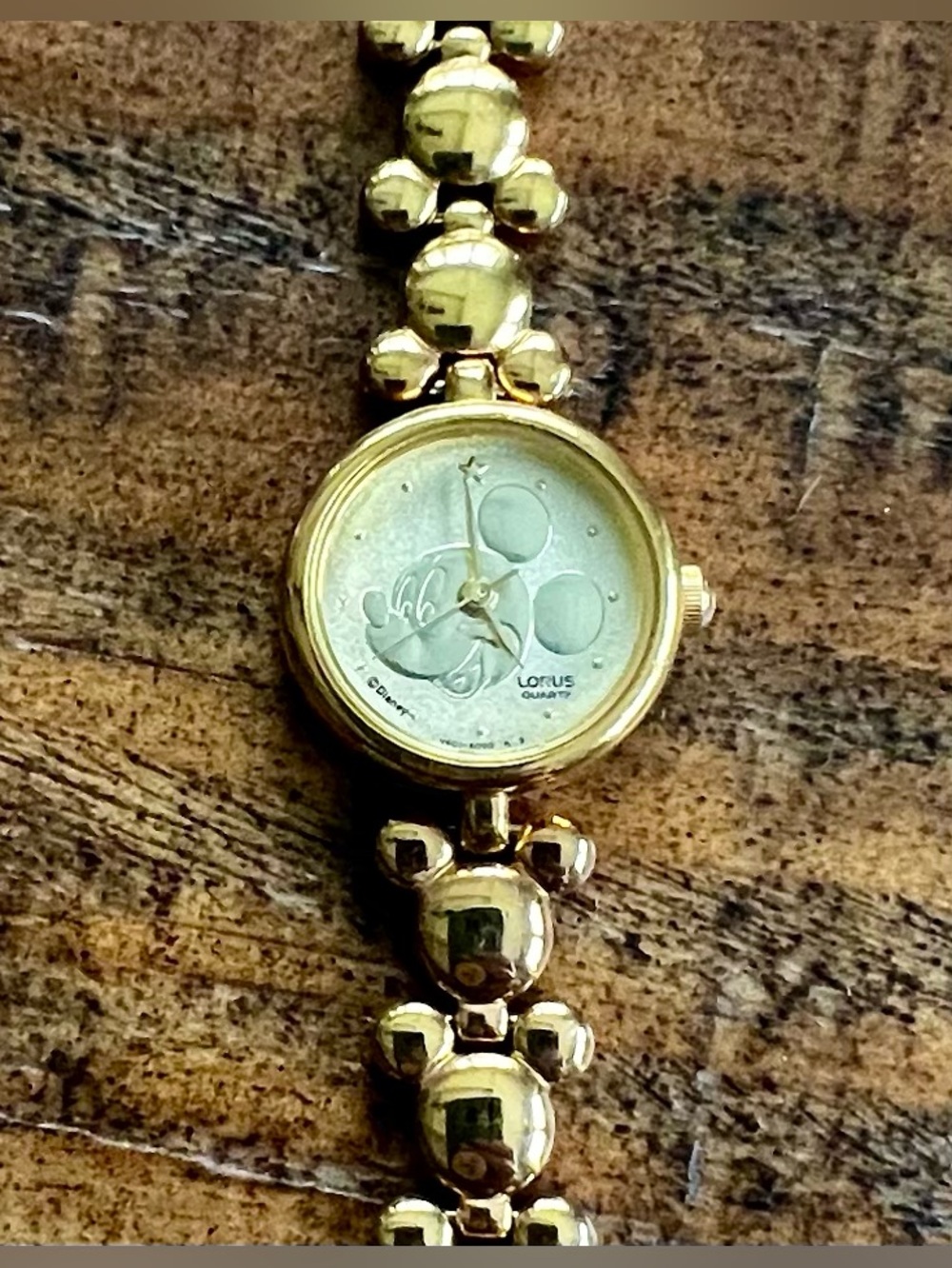 Vintage Lorus Disney Mickey Mouse Watch Gold Tone Bracelet-Needs Battery